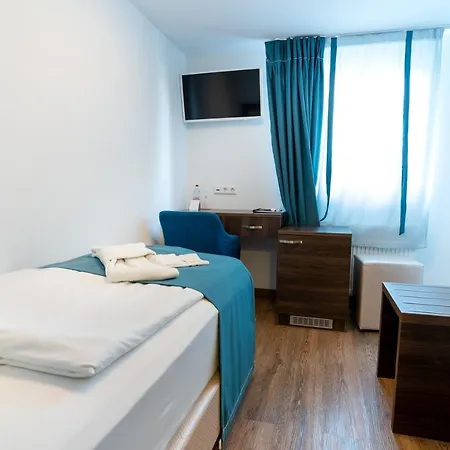 Myrsini 3* Kirchentellinsfurt