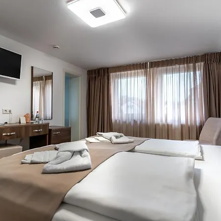 Myrsini Kirchentellinsfurt