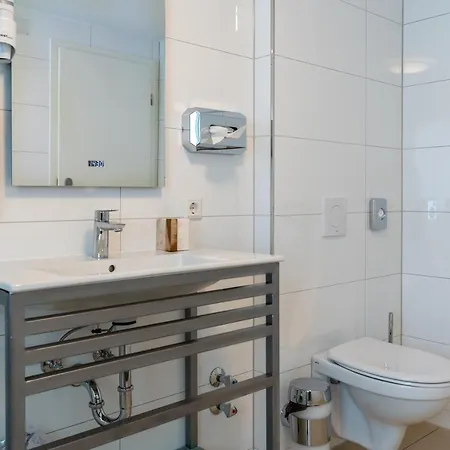 Ξενοδοχείο Myrsini 3*