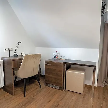 Hotel Myrsini