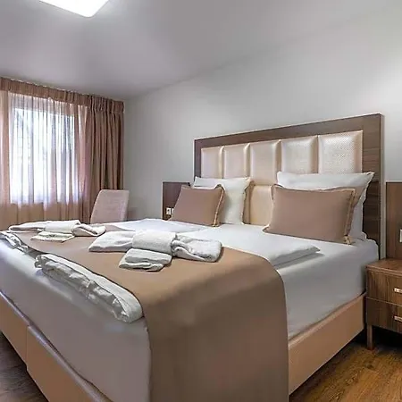 Myrsini Hotel 3*