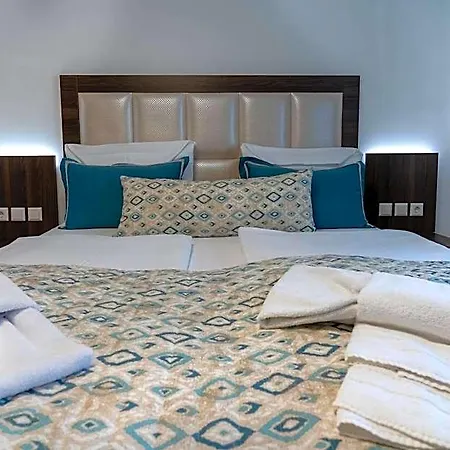 Hotel Myrsini