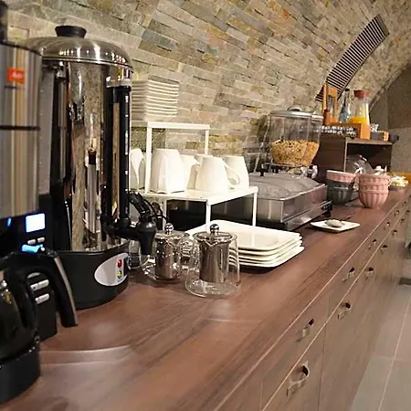 Hotel Myrsini 3*