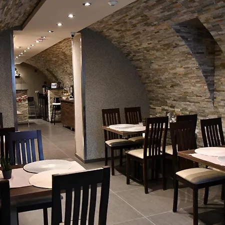 Hotel Myrsini 3*