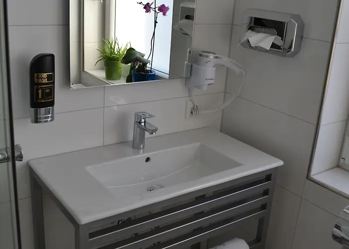 Myrsini מלון Kirchentellinsfurt